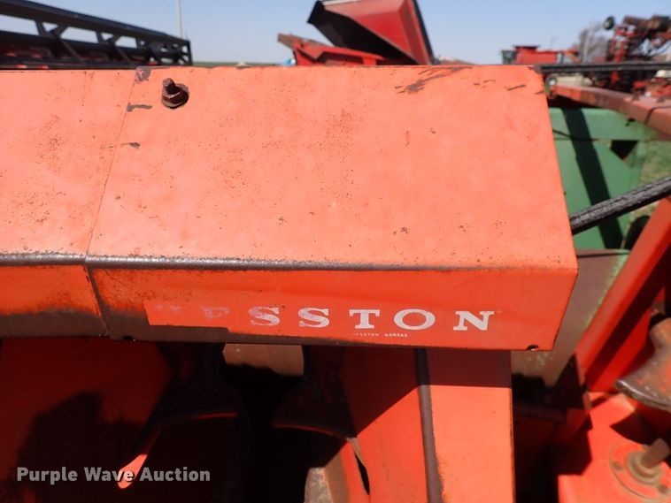 image for item DK4623 John Deere 218  corn head