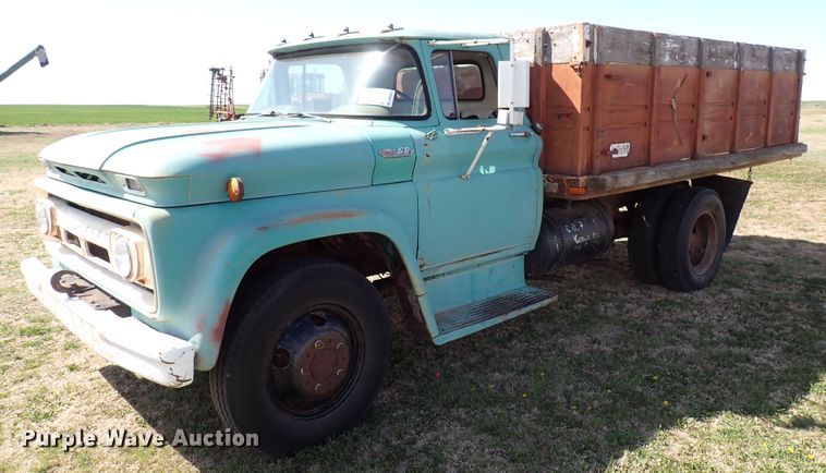image for item DK4627 1962 Chevrolet 60  grain truck