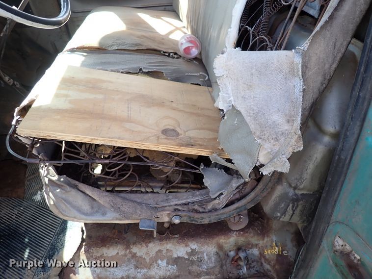 image for item DK4627 1962 Chevrolet 60  grain truck