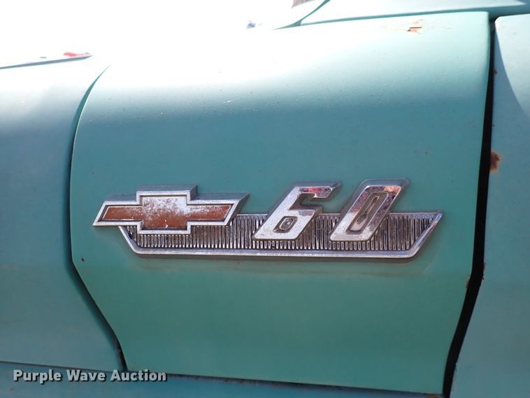 image for item DK4627 1962 Chevrolet 60  grain truck
