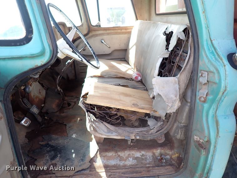 image for item DK4627 1962 Chevrolet 60  grain truck