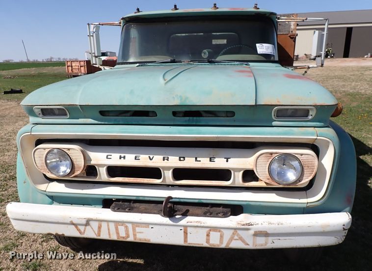 image for item DK4627 1962 Chevrolet 60  grain truck
