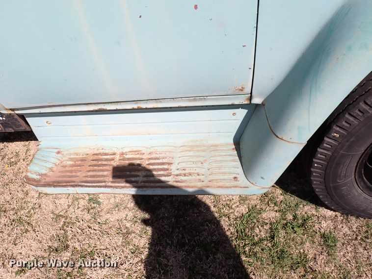 image for item DK4627 1962 Chevrolet 60  grain truck