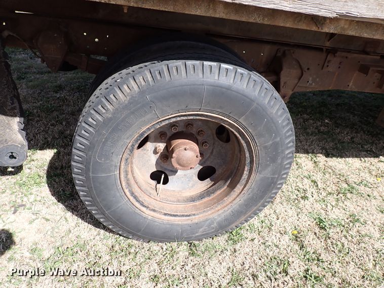 image for item DK4627 1962 Chevrolet 60  grain truck