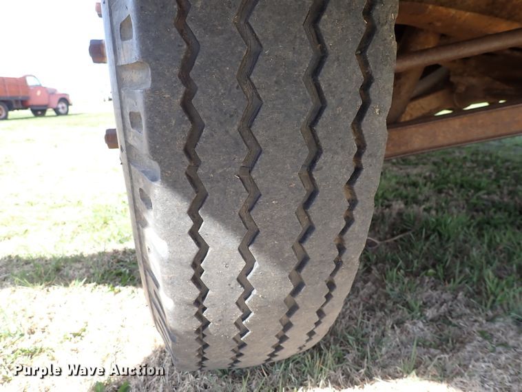 image for item DK4627 1962 Chevrolet 60  grain truck