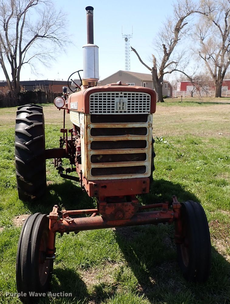 image for item DK4649 Farmall 460  tractor