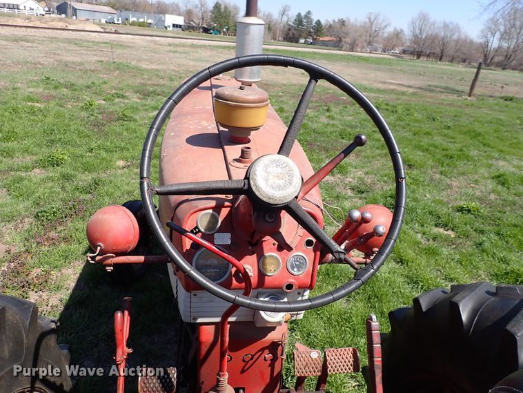 image for item DK4649 Farmall 460  tractor