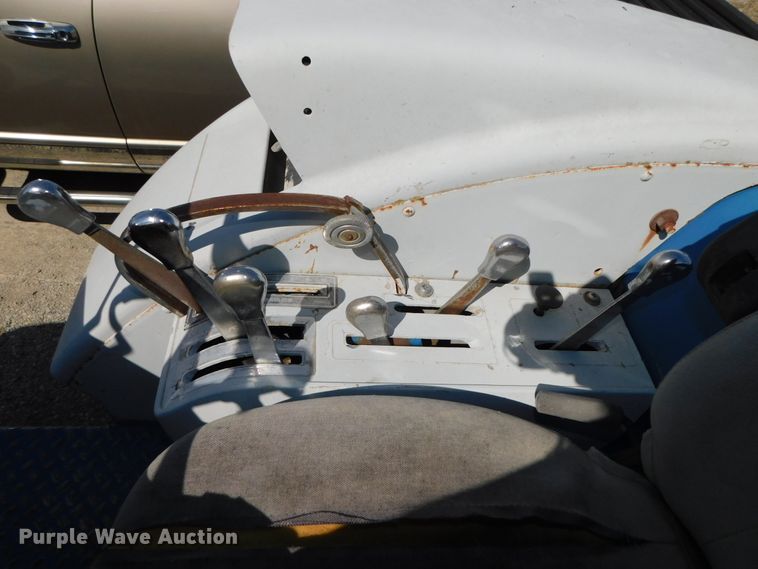 image for item DK8498 Ford 8000  tractor