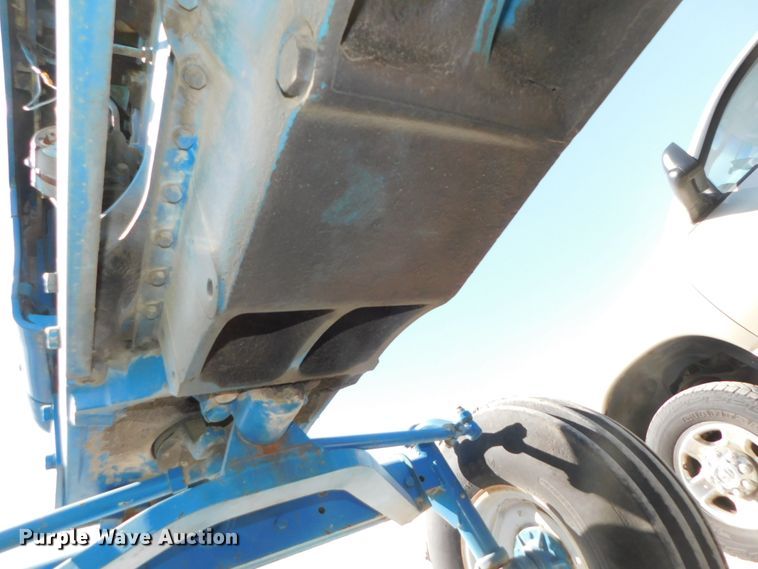 image for item DK8498 Ford 8000  tractor