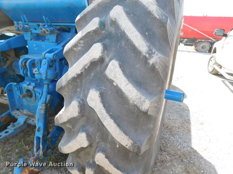 image for item DK8498 Ford 8000  tractor
