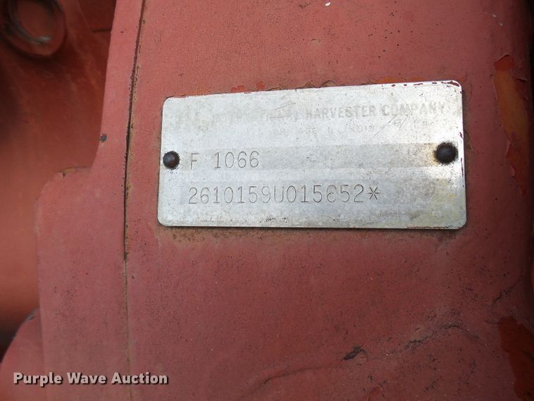 image for item DL0922 International 1066  tractor