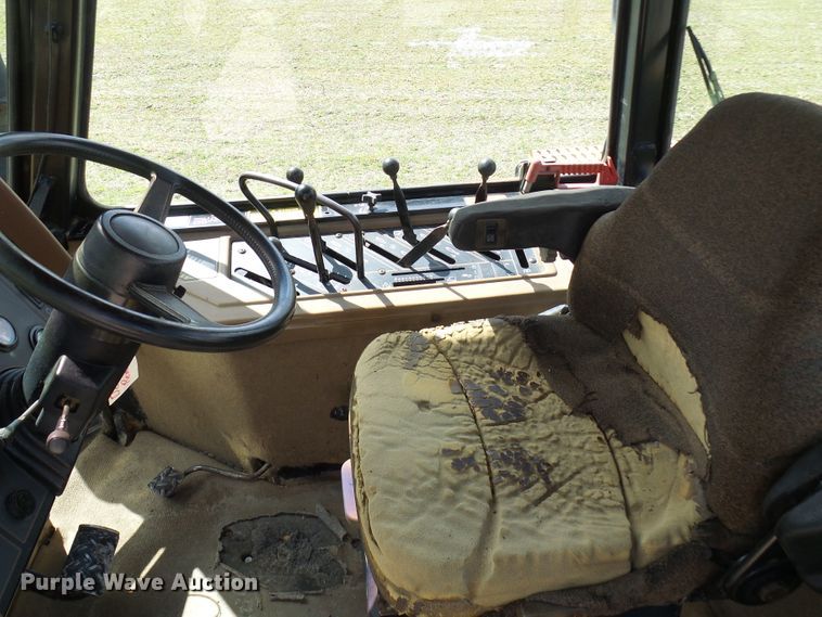 image for item DL0923 1993 Caterpillar Challenger 85C  track tractor