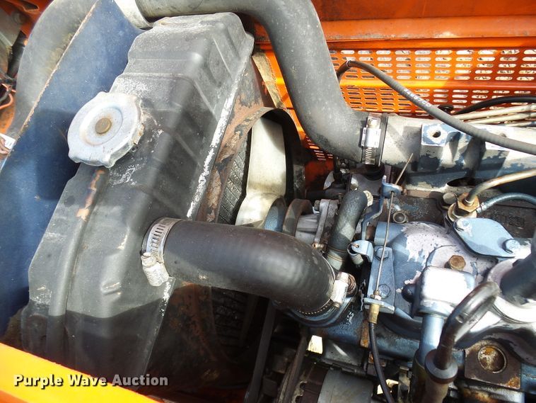 image for item DL0944 Kioti LB2204  tractor