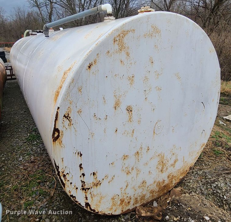 image for item DL8241 Fuel tank