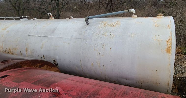 image for item DL8241 Fuel tank