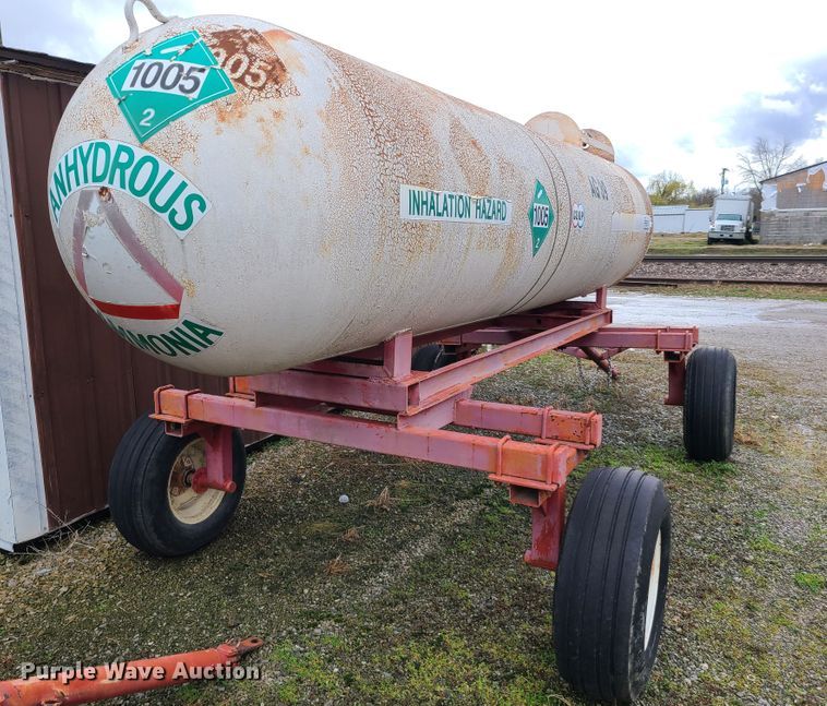 image for item DL8242 NH3 tank