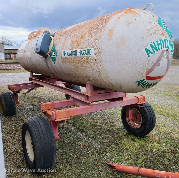 image for item DL8242 NH3 tank