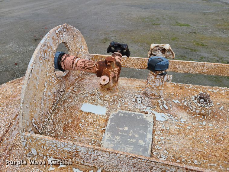 image for item DL8242 NH3 tank