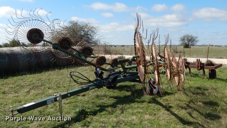 image for item DM2891 Panorama  hay rake