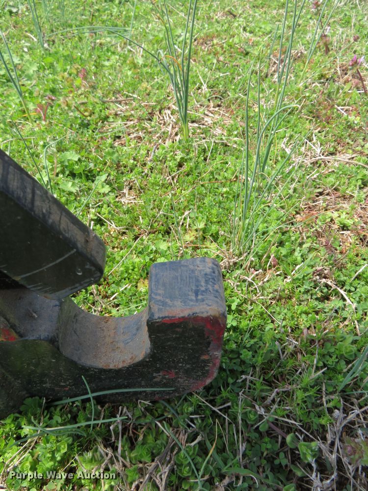 image for item DN5752 Ag Mart three point quick hitch