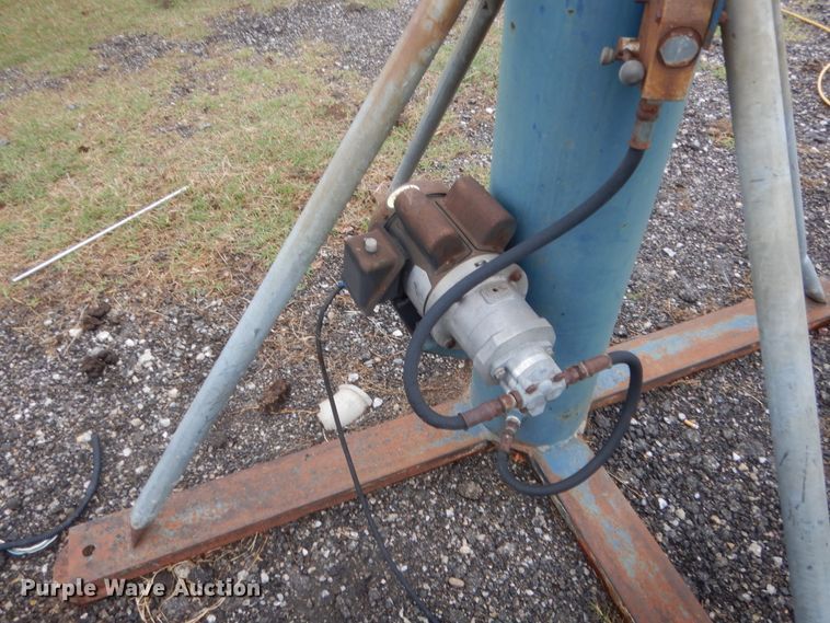 Drover horse walker in Jones, OK Item ET9120 sold Purple Wave