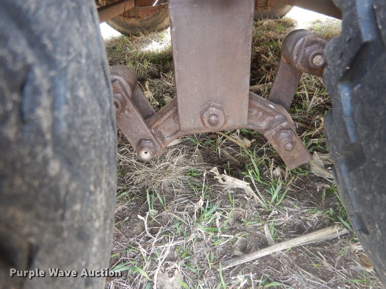 image for item FI9005 1980 WW  livestock trailer