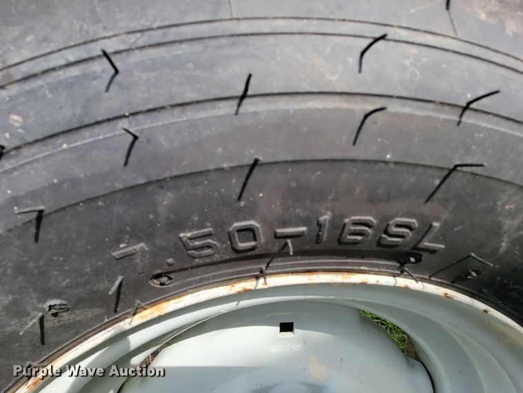 image for item FL9193 Ford 5610  tractor