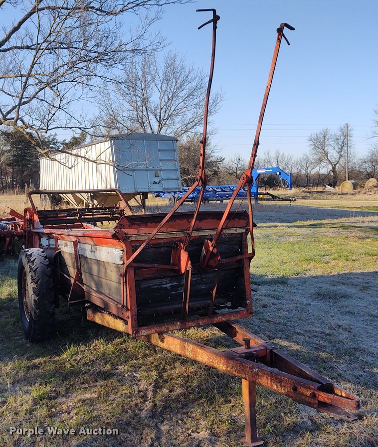 image for item FY9978 Manure spreader
