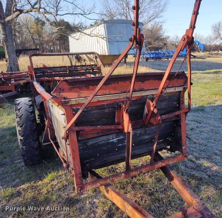 image for item FY9978 Manure spreader