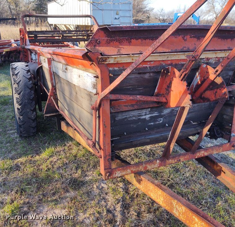 image for item FY9978 Manure spreader