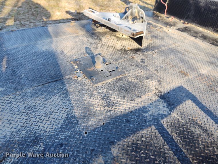 image for item FY9979 Flatbed