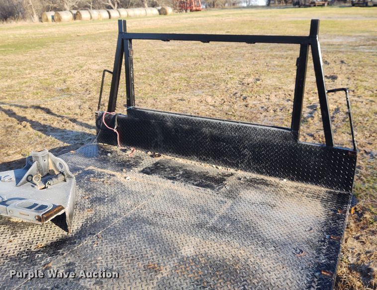 image for item FY9979 Flatbed