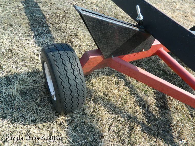 image for item GE9982 E-Z Trail 672 header trailer