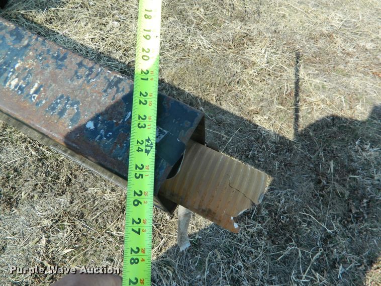 image for item GE9982 E-Z Trail 672 header trailer