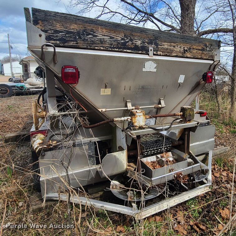 image for item GY9707 Spreader bed