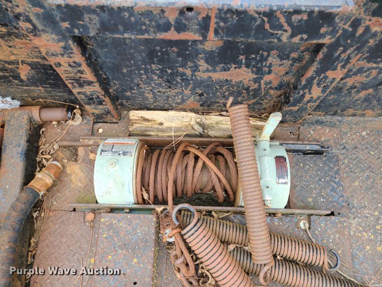 image for item GY9708 Rollback truck bed