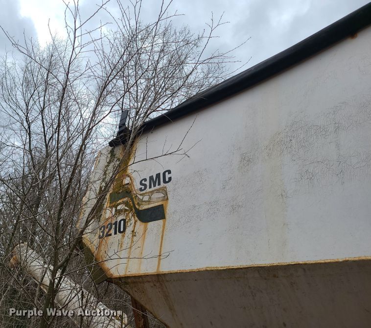 image for item GY9709 1989 Ford F800  fertilizer truck