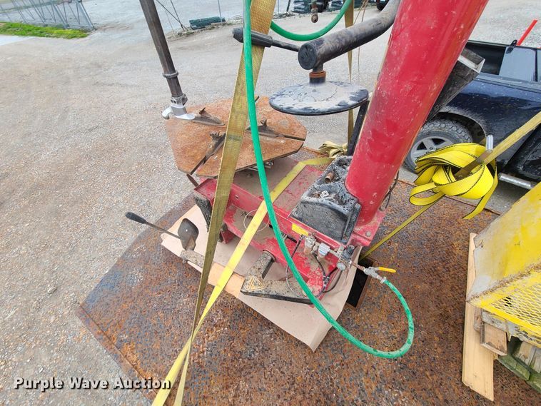 image for item GY9710 Tuxedo TC-950-WPA rim clamp tire machine