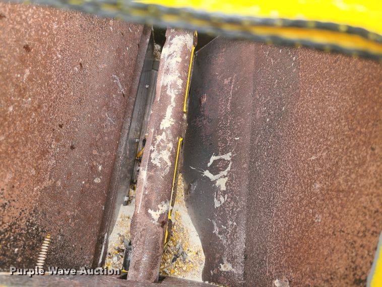 image for item GY9711 Rockhampton 12" roller mill