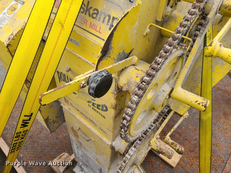 image for item GY9711 Rockhampton 12" roller mill