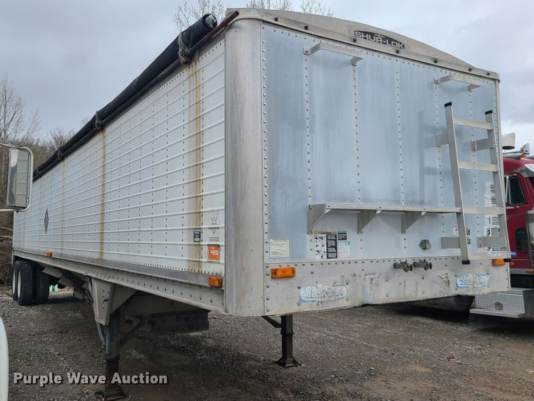 image for item GY9712 Wilson DWH-400  grain trailer
