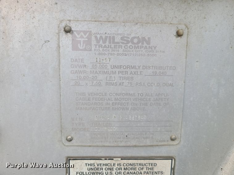 image for item GY9712 Wilson DWH-400  grain trailer