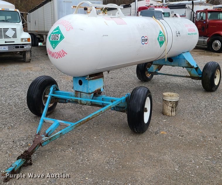 image for item GY9714 NH3 tank