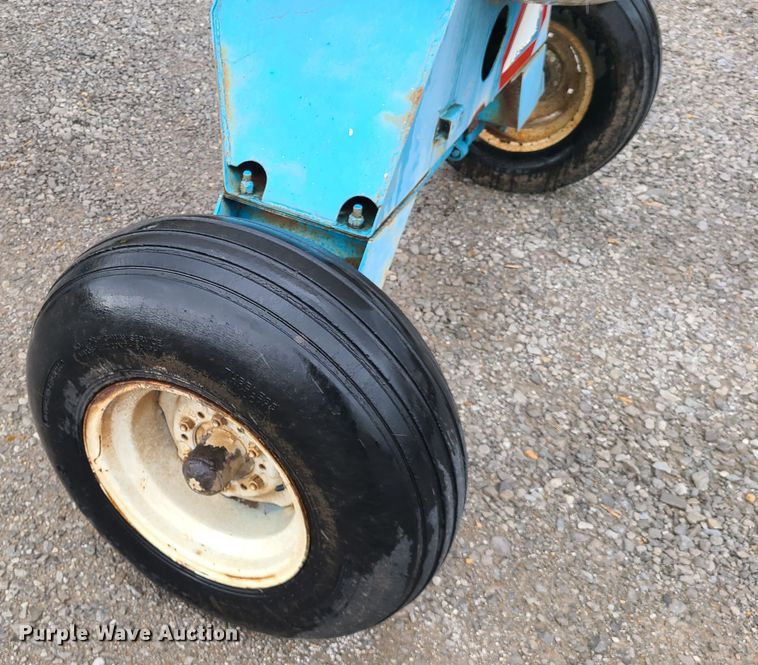 image for item GY9714 NH3 tank