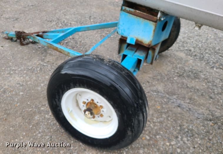 image for item GY9714 NH3 tank