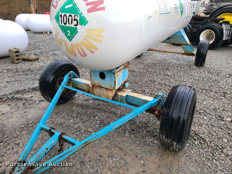 image for item GY9715 NH3 tank