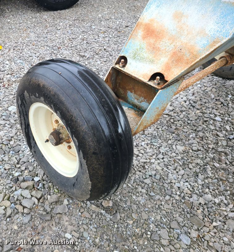 image for item GY9715 NH3 tank