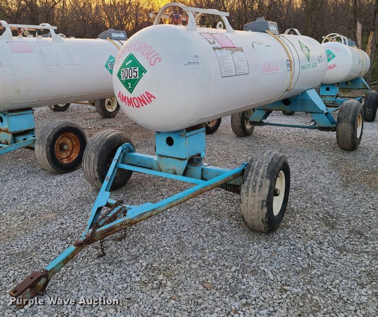 image for item GY9716 NH3 tank