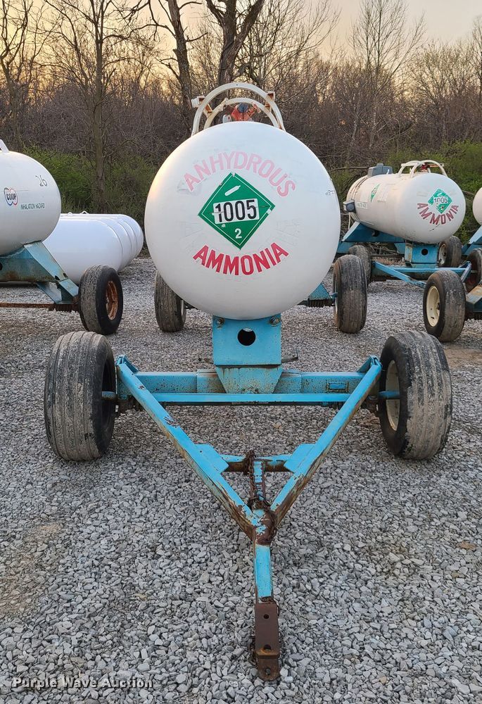 image for item GY9716 NH3 tank