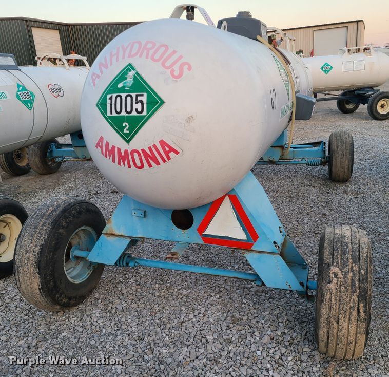 image for item GY9716 NH3 tank